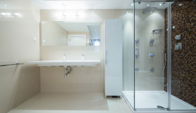 Hogyan lehet beépíteni a zuhanytálcát?