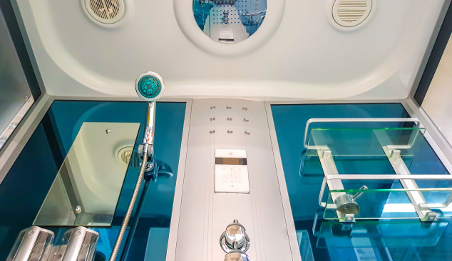 Hogyan tisztítsuk meg a zuhanykabint?