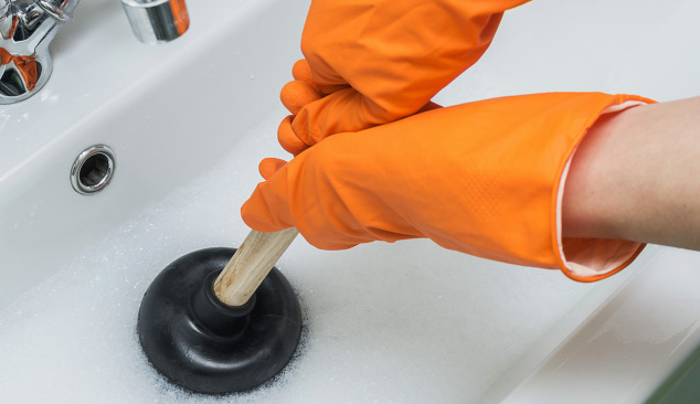 Eldugult mosogató - hogyan birkózzunk meg vele?