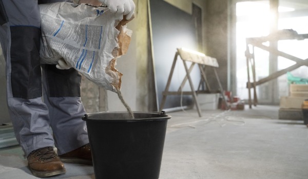 A felület előkészítése csempe lerakása előtt — lépésről lépésre