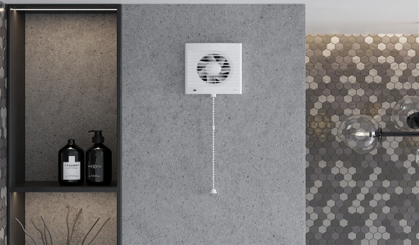 Lehet-e a fürdőszobai ventilátor a zuhanyzó felett?