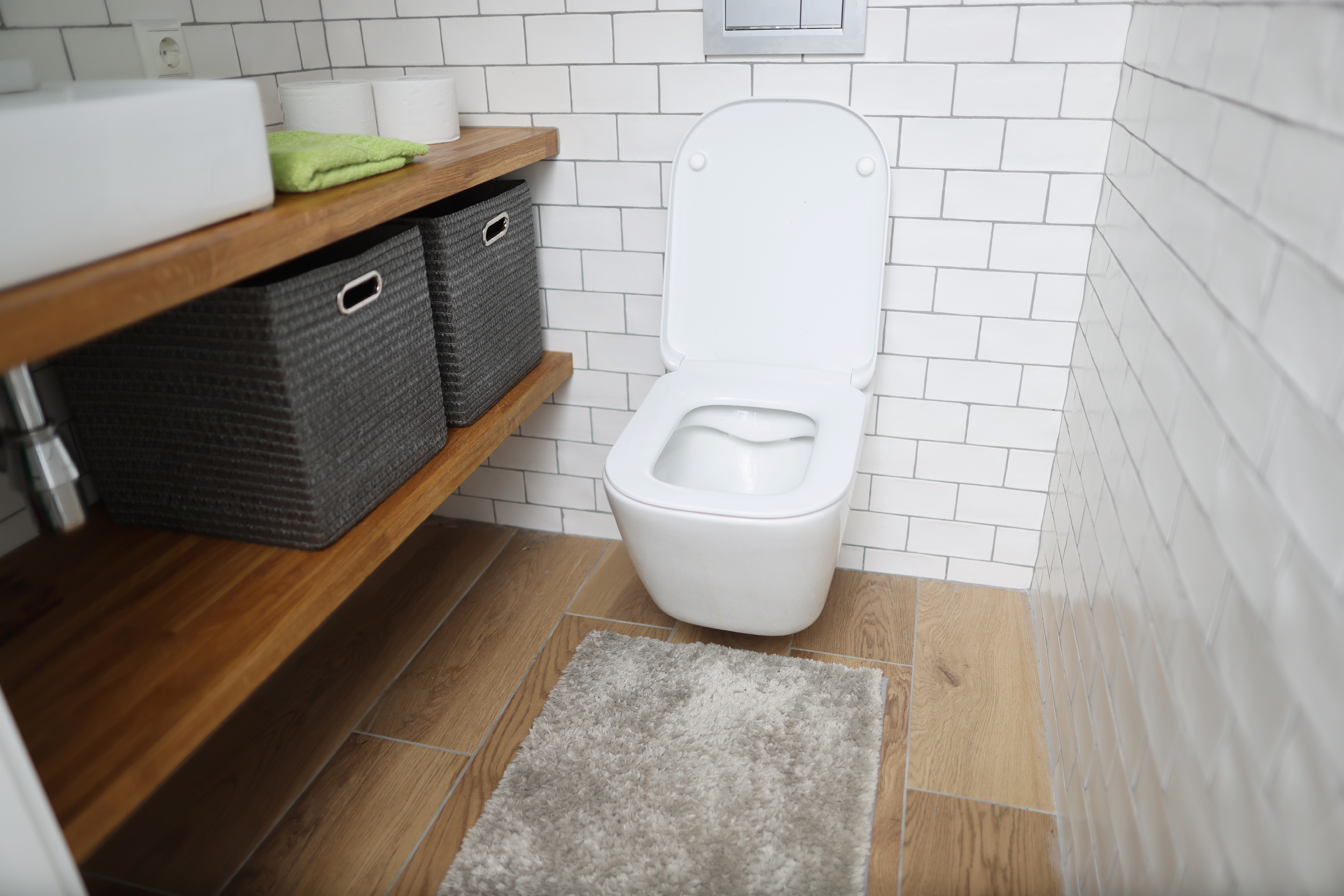 Milyen magasan szereljük fel a WC-csészét?